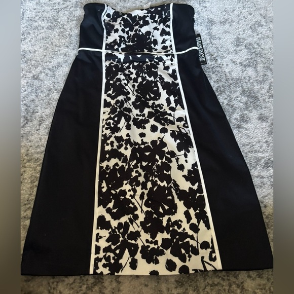 New York & Company Dresses & Skirts - NWT New York & Company Strapless (w straps) Black & White Floral Dress Size: 4